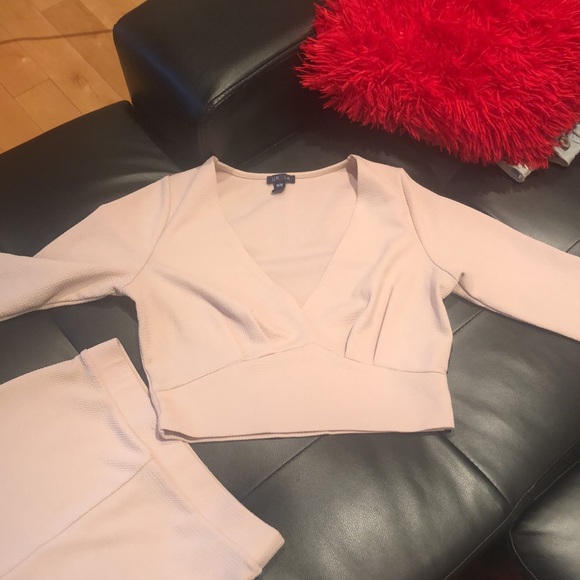 Beige 2 piece set - Picture 3 of 4